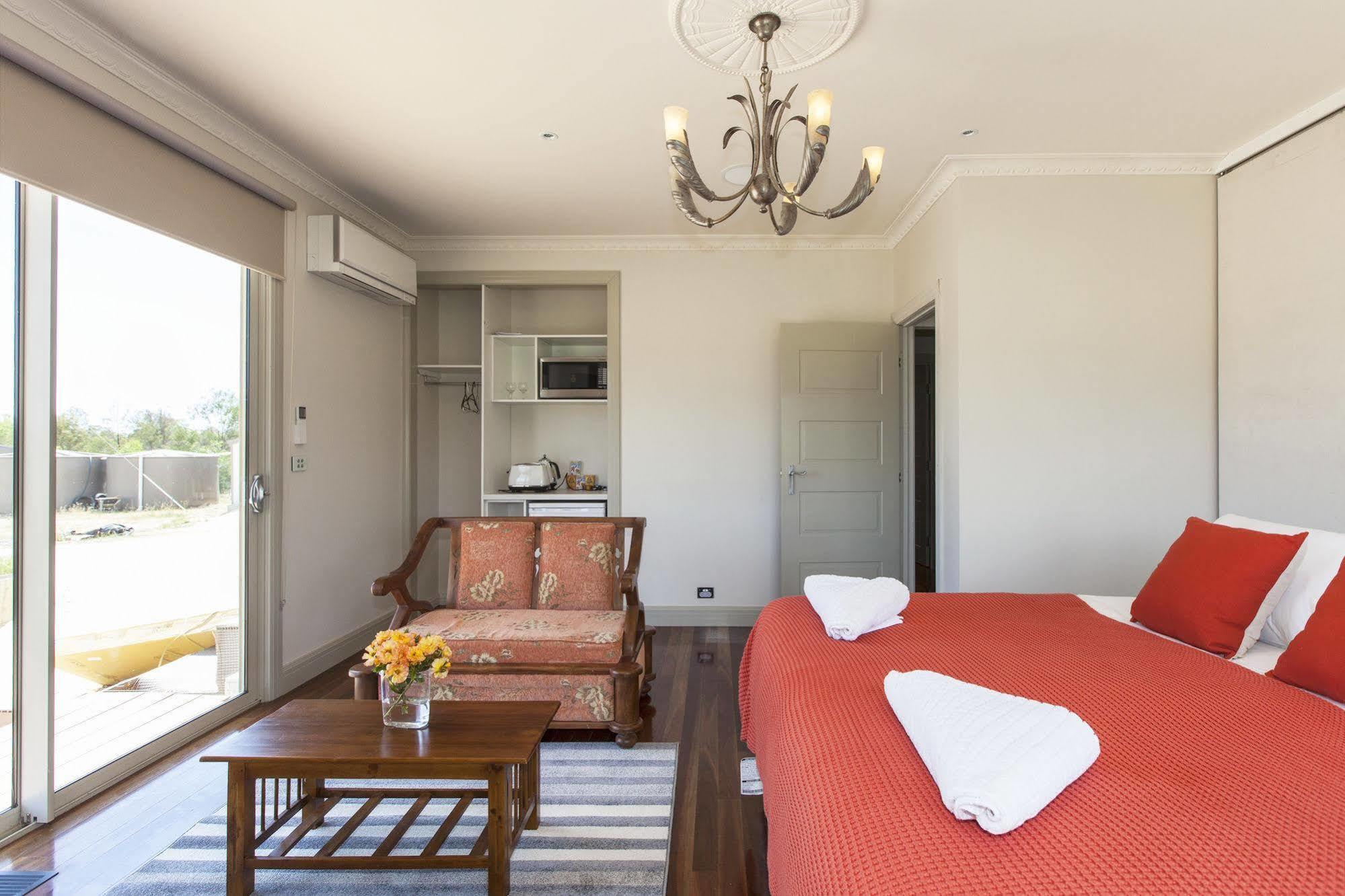 Aurora Cottages Bush Retreat Pomonal Esterno foto